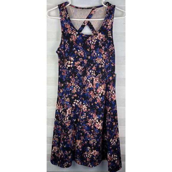 NWT We Wander Flex stretch Floral Keyhole Back Skort Dress Size Small - Picture 1 of 8